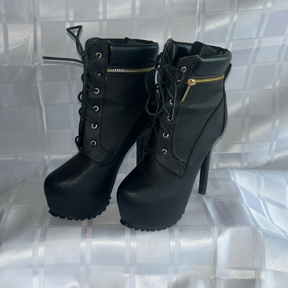 Heel Booties